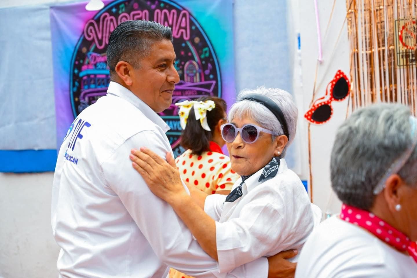 DIF Huixquilucan celebra convivencia con adultos mayores de San Fernando