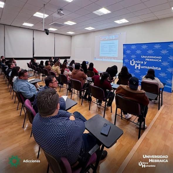 Psicólogos municipales capacitados en prevención de adicciones digitales mediante convenio universitario