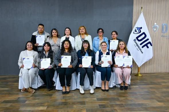 DIF Huixquilucan reconoce a alumnos que concluyeron cursos en Centro de Oficios