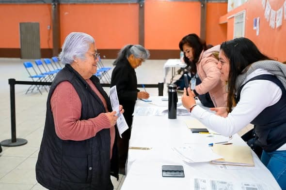 DIF Huixquilucan concluye segundo depósito de Tarjetas DIF