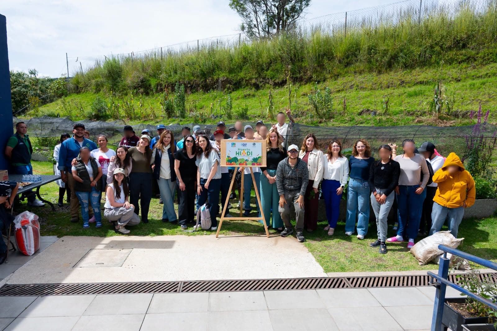 DIF Huixquilucan devela placa de su nuevo Huerto DIF
