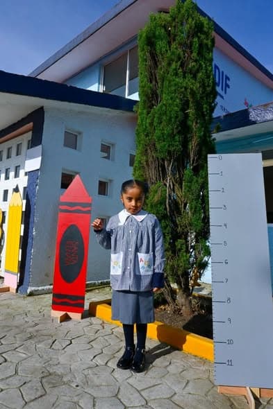 Inicio del ciclo escolar en el Jardín de Niños Santa Renata