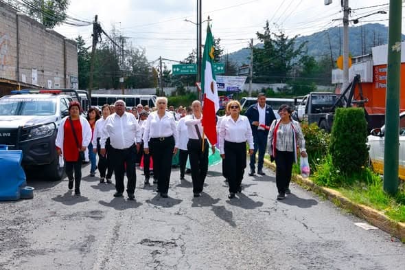 Adultos mayores celebran tradiciones patrias en Casa de Día El Mirador