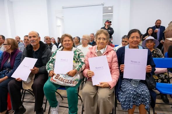 DIF Huixquilucan entrega 31 testamentos a vecinos con apoyo de Notaría 118