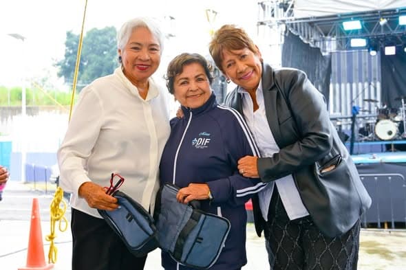 DIF Huixquilucan celebra el Día de las Personas Adultas Mayores con convivencia y reconocimientos